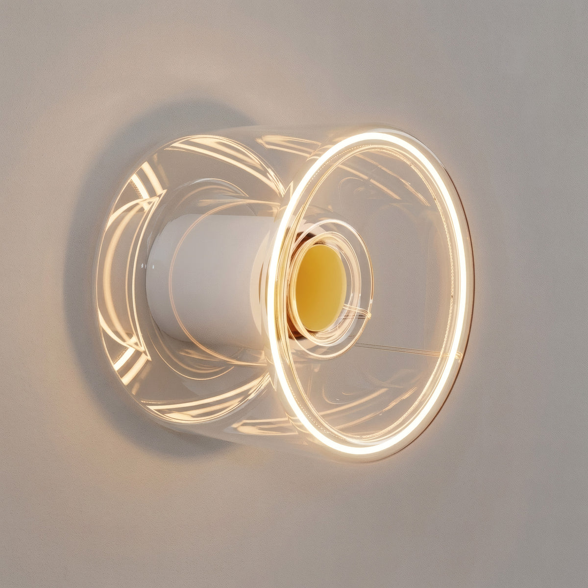 Lampadina LED donut E27 in vetro trasparente, Ø 120 mm, accesa come applique in un arredo minimalista