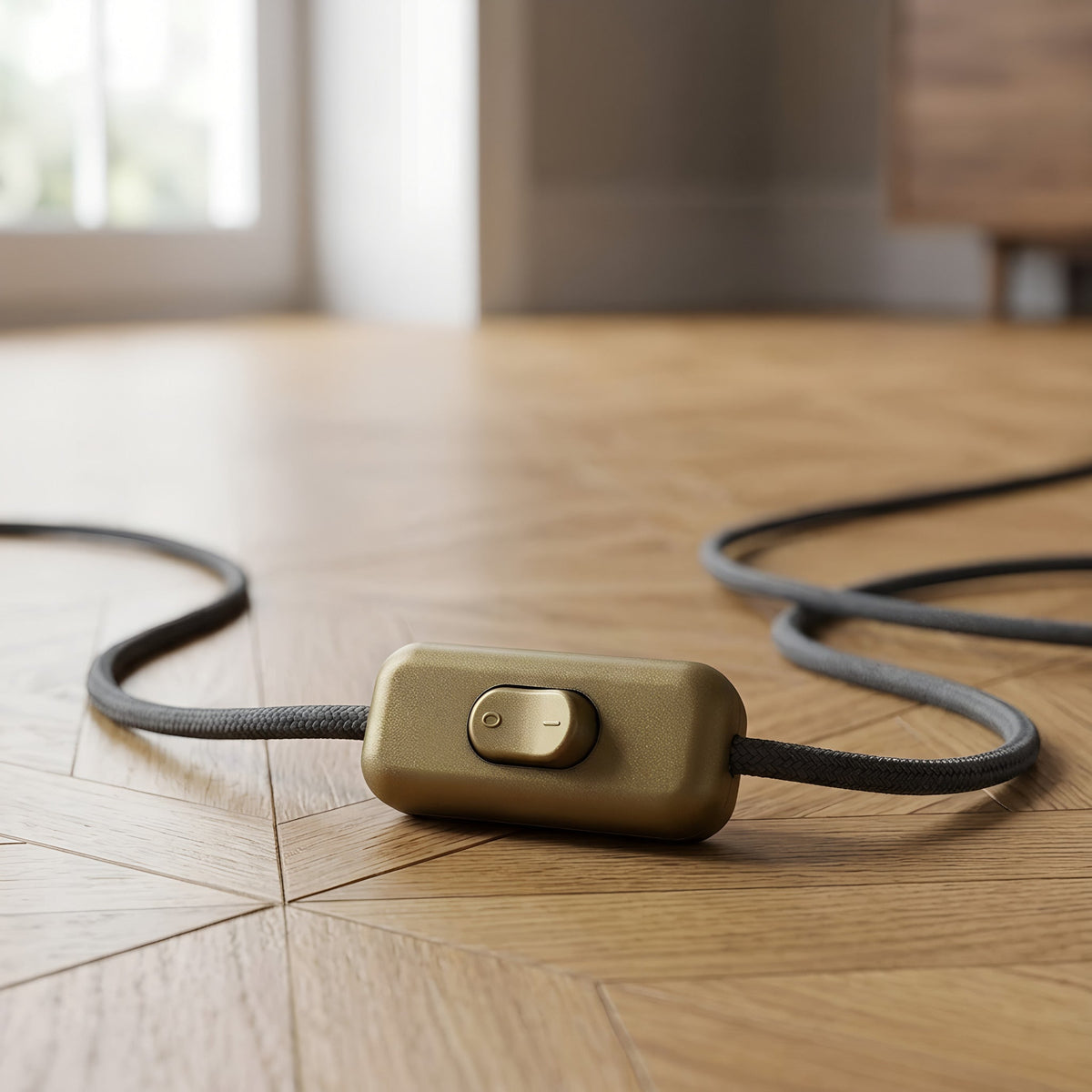 Interruttore bipolare a bilanciere per cavo lampada — Oro