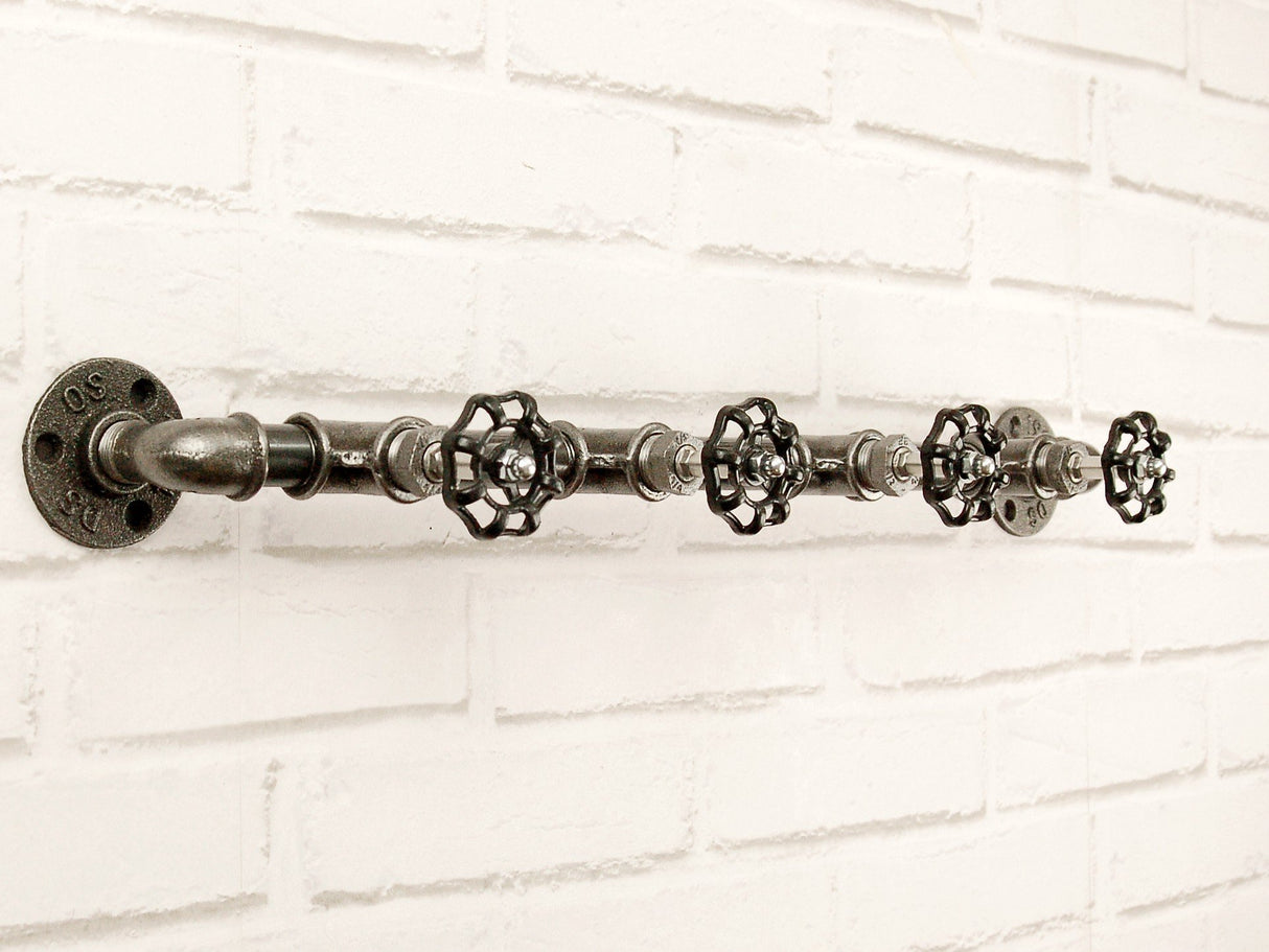 Appendiabiti , Appendiabiti con 4 volanti neri allungati | 3 dimensioni