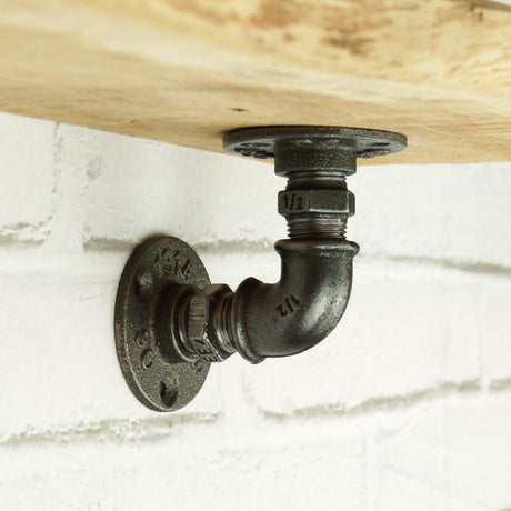 Équerres | Home Invasion