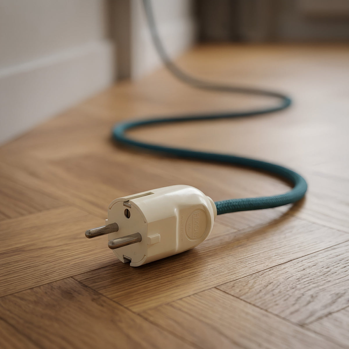 Spina Schuko dritta per lampada
