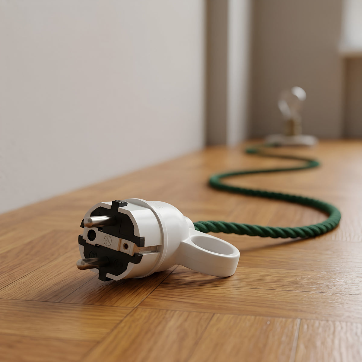 Spina maschio Schuko con anello estrattore