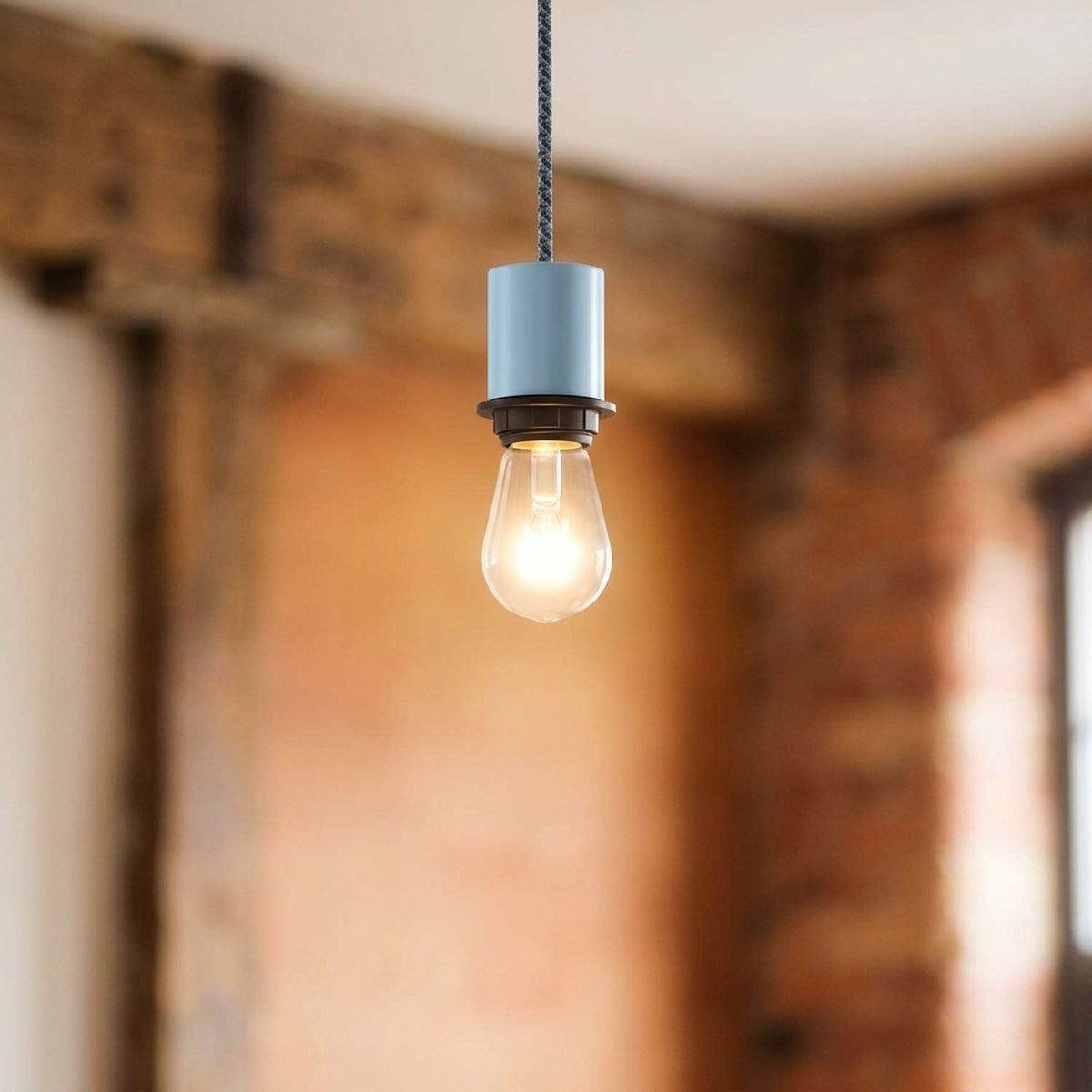 Portalampada E27 semifilettato in metallo — Azzurro cielo