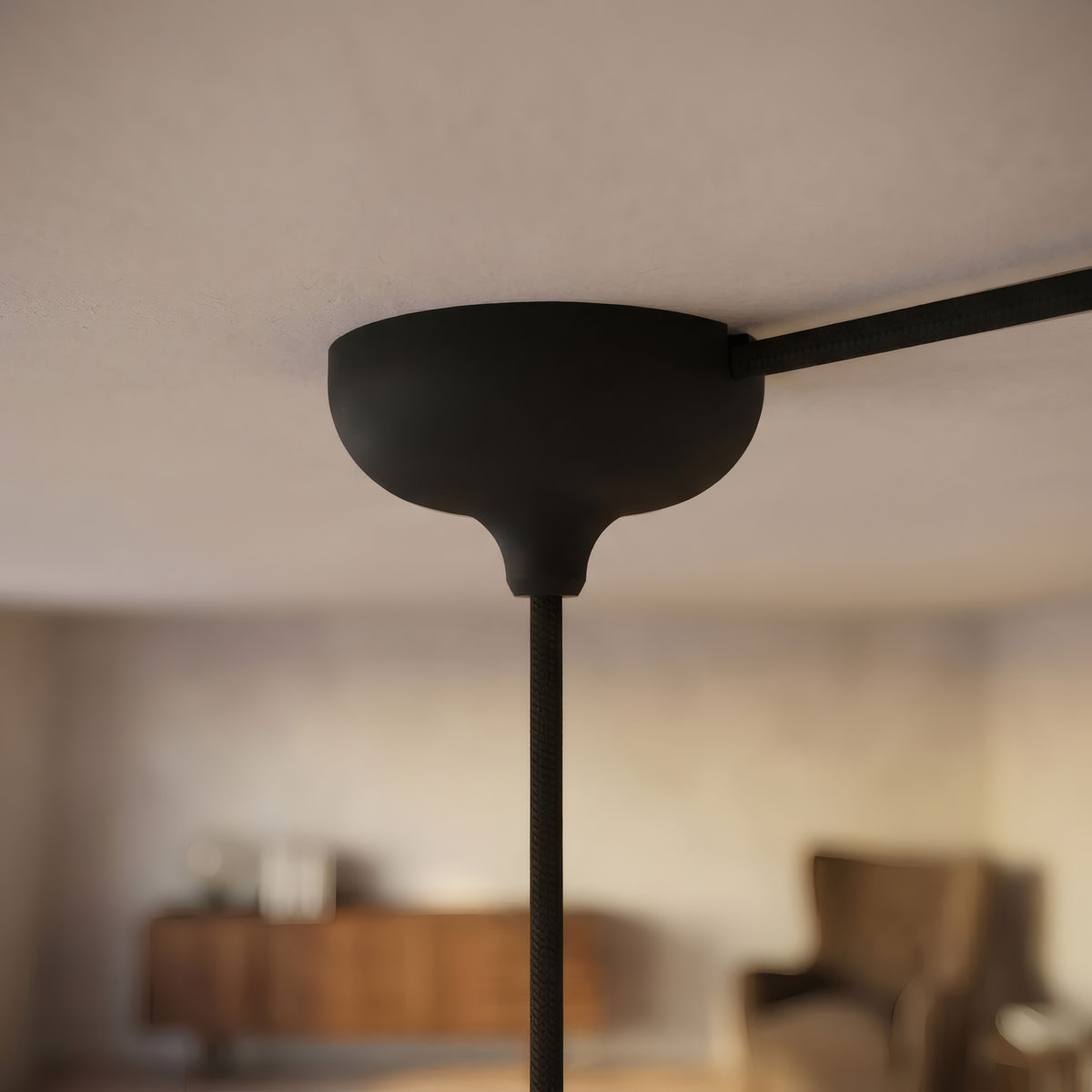 Rosone in silicone Ø 88 mm, foro centrale e uscita laterale — Nero