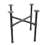 Basamento per tavolino industriale in ghisa, gambe a croce, 48 × 48 cm, altezza 42 cm, vista di tre quarti