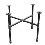 Basamento per tavolino industriale in ghisa, gambe a croce, 58 × 58 cm, altezza 42 cm, vista di tre quarti